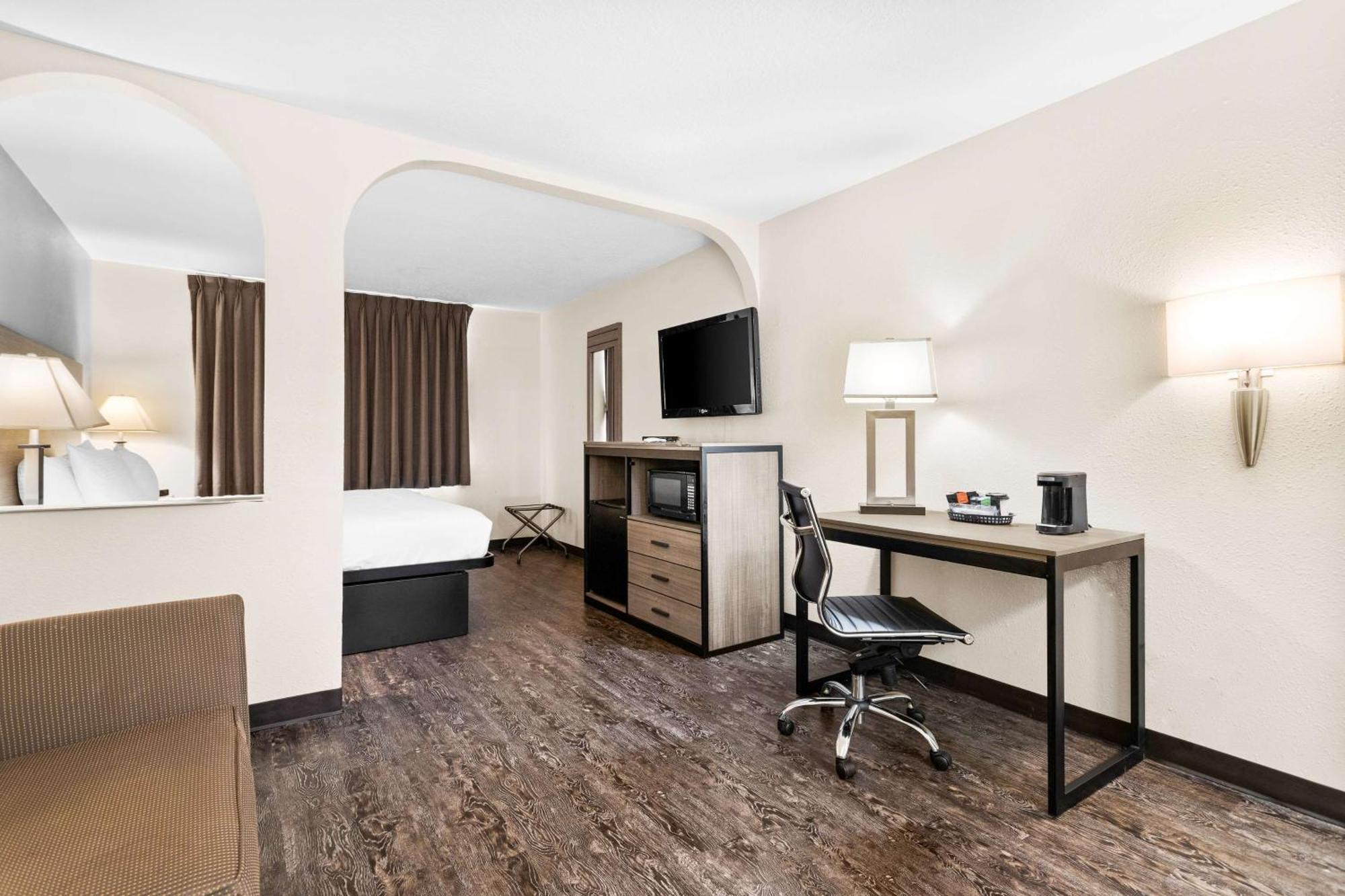 Surestay Hotel By Best Western Albuquerque Midtown Екстер'єр фото